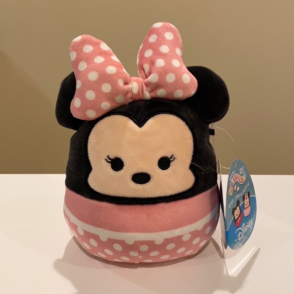 NWT 5” Disney Minnie Mouse Squishmallow